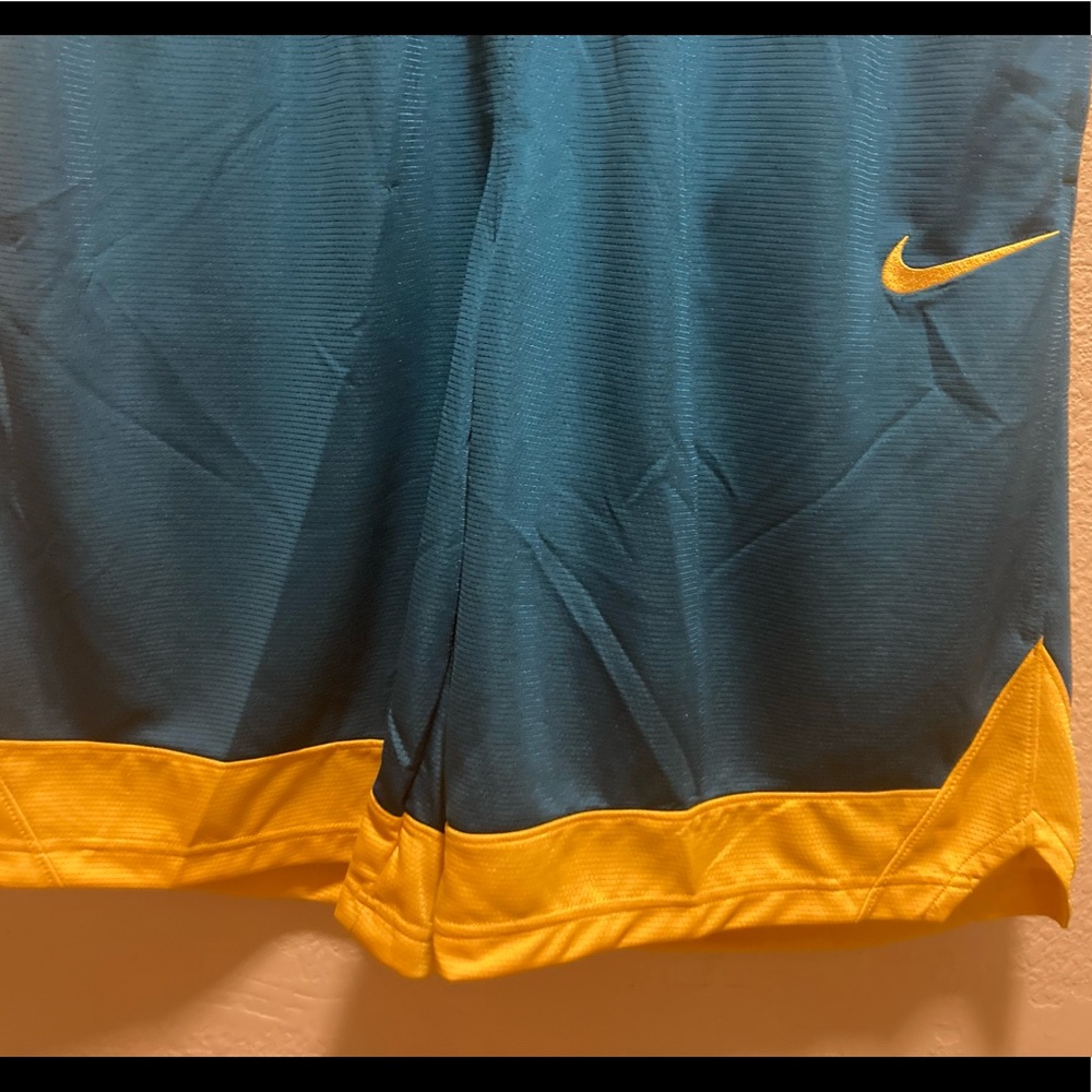 New Nike Basketball Shorts Green Gold Size L - Picture 5 of 9